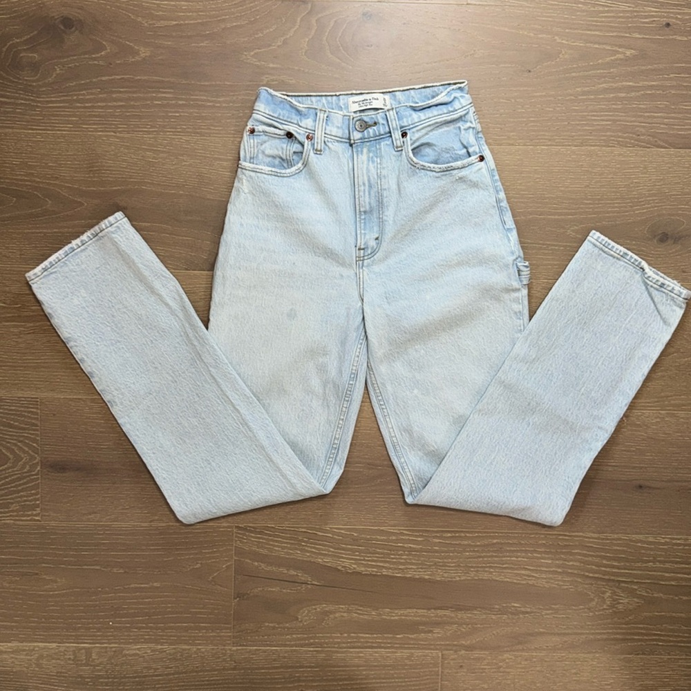 Abercrombie & Fitch ‘The 90s Straight Ultra High Rise’ Curve Love Jeans size 25L